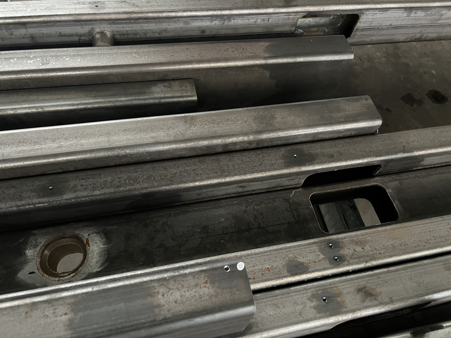 Large tube laser cutting